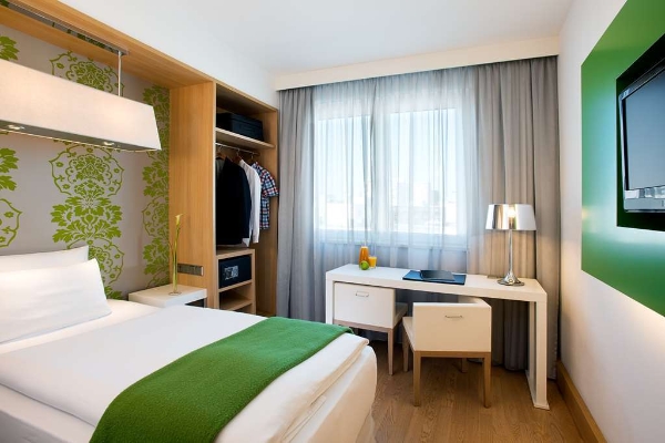 Hotel NH Berlin Potsdamer Platz